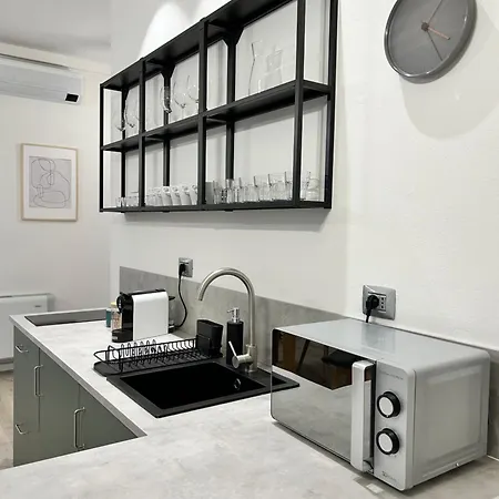 Tezone Seven Verona